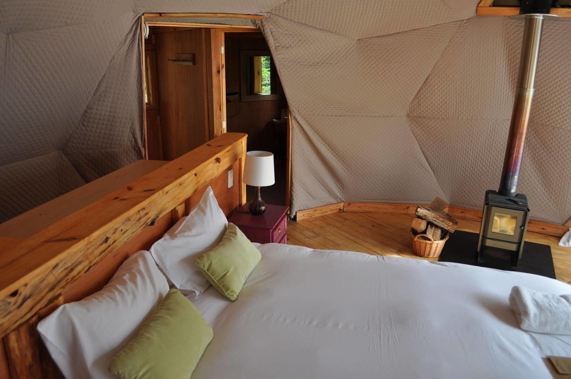 Hotel Patagonia Eco Domes El Chalten Esterno foto
